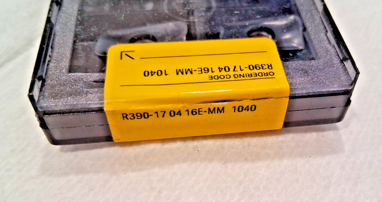 Sandvik Coromant Carbide Milling Insert R390 Qty10 5888548