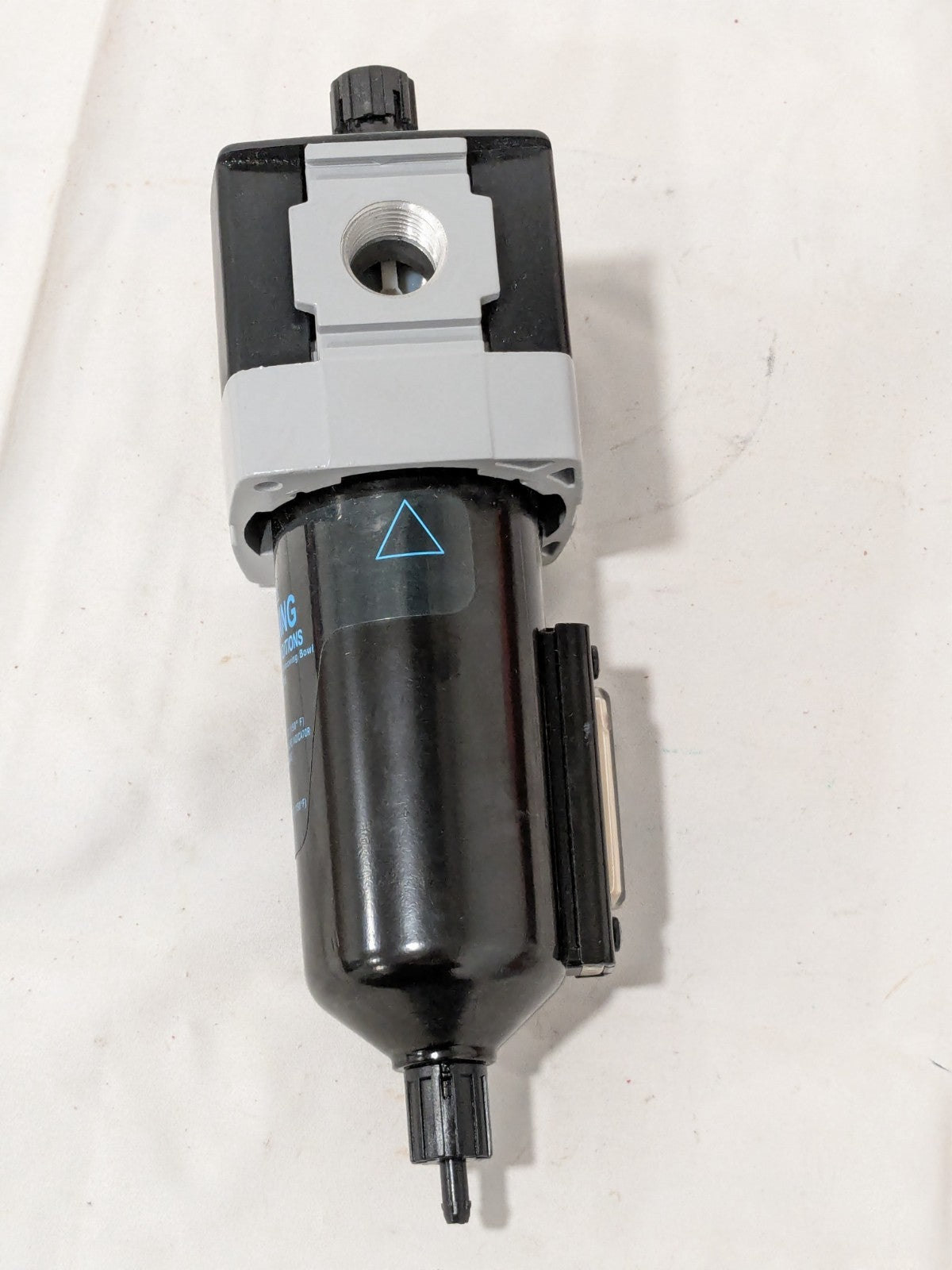 Wilkerson Standard Compressed Air Lubricator: 1/2" Port, 110 CFM L28-04-KL00B