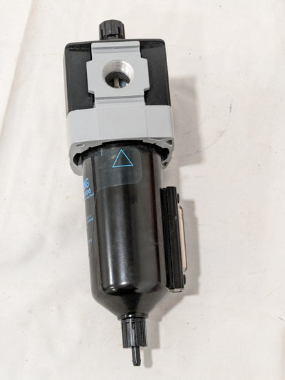 Wilkerson Standard Compressed Air Lubricator: 1/2" Port, 110 CFM L28-04-KL00B