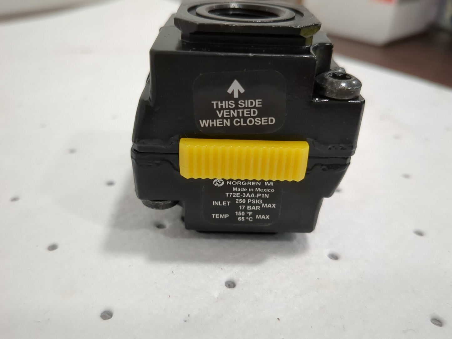 NORGREN Lock-Out Air Valve Actuator 2Position 3/8" Inlet NPT Thread T72E-3A