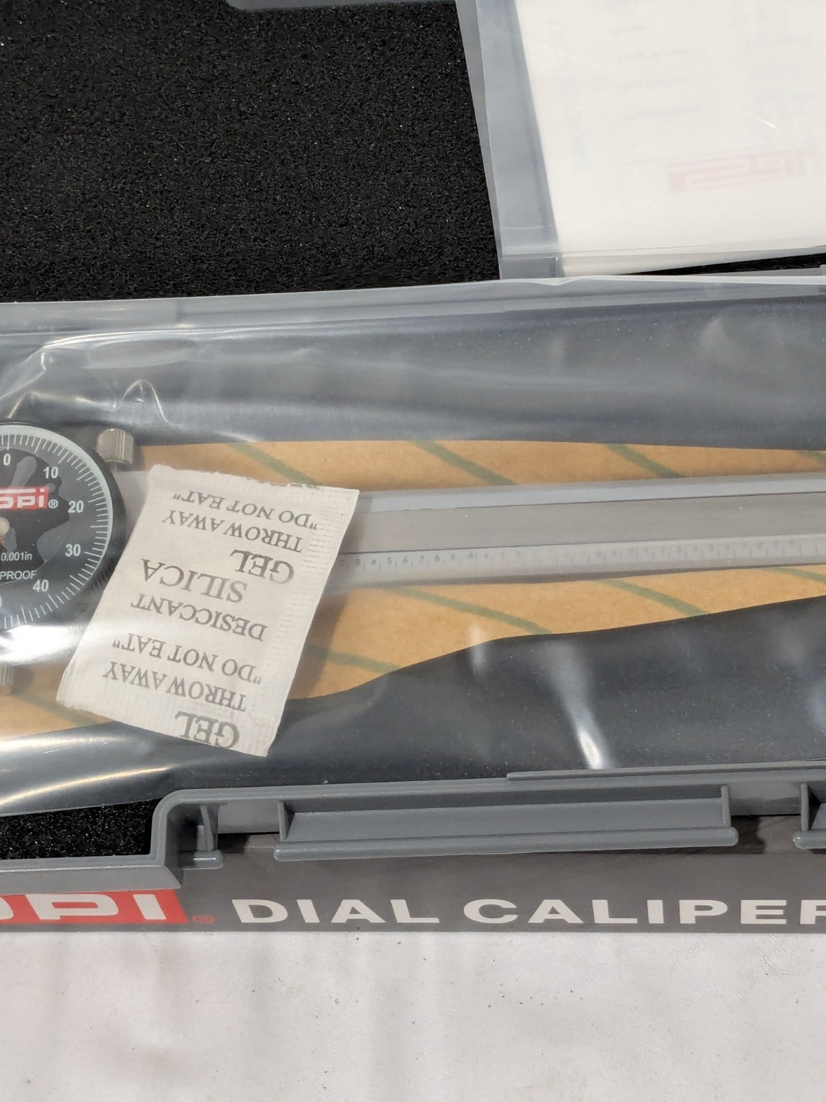 SPI Dial Caliper 0-6", Black Dial Face - 17-971-3