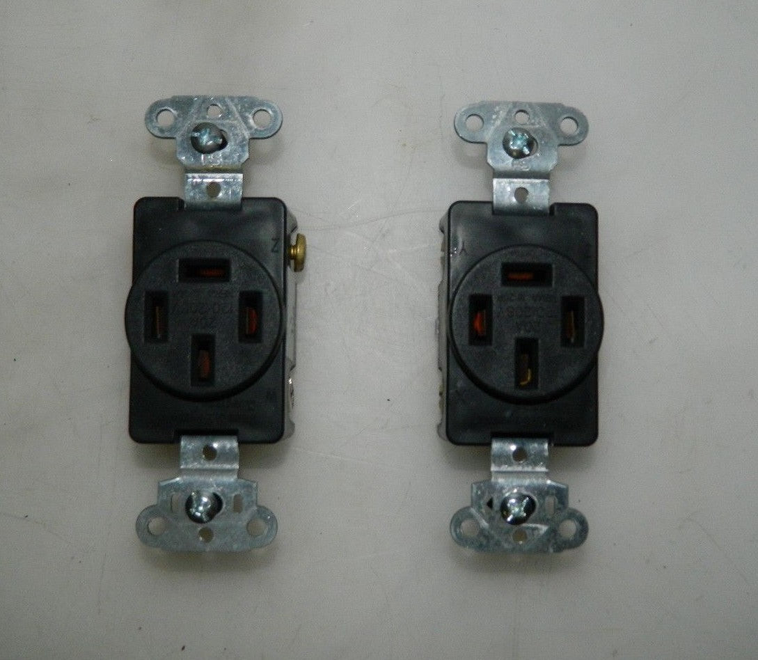 Pass &amp; Seymour Flush Receptacle 2 Pack Ungrounded 120/208 VAC 20 Amp 3822