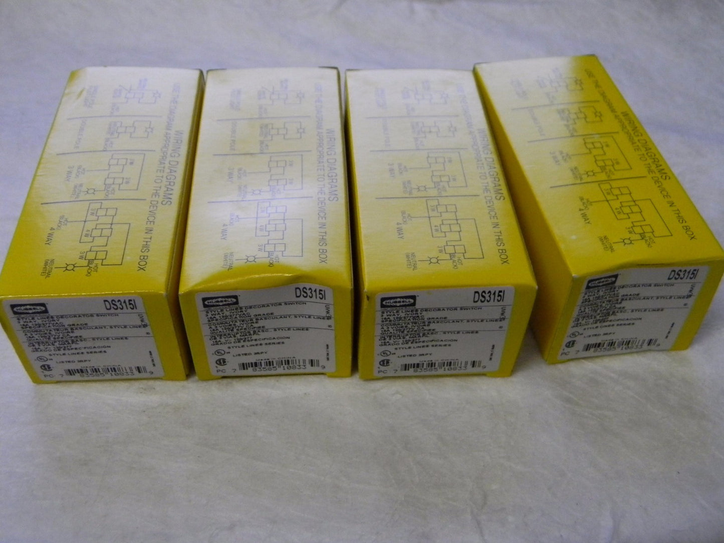 Hubbell Wall Swtch 3-Way 120/277V 15A Rocker Ivory Qty. 4 DS315I