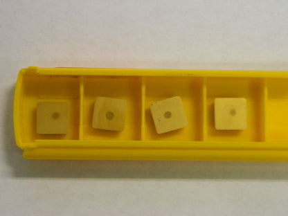 Kennametal SPG322 KC725M Grade Carbide Milling Insert Lot of 4 1182692