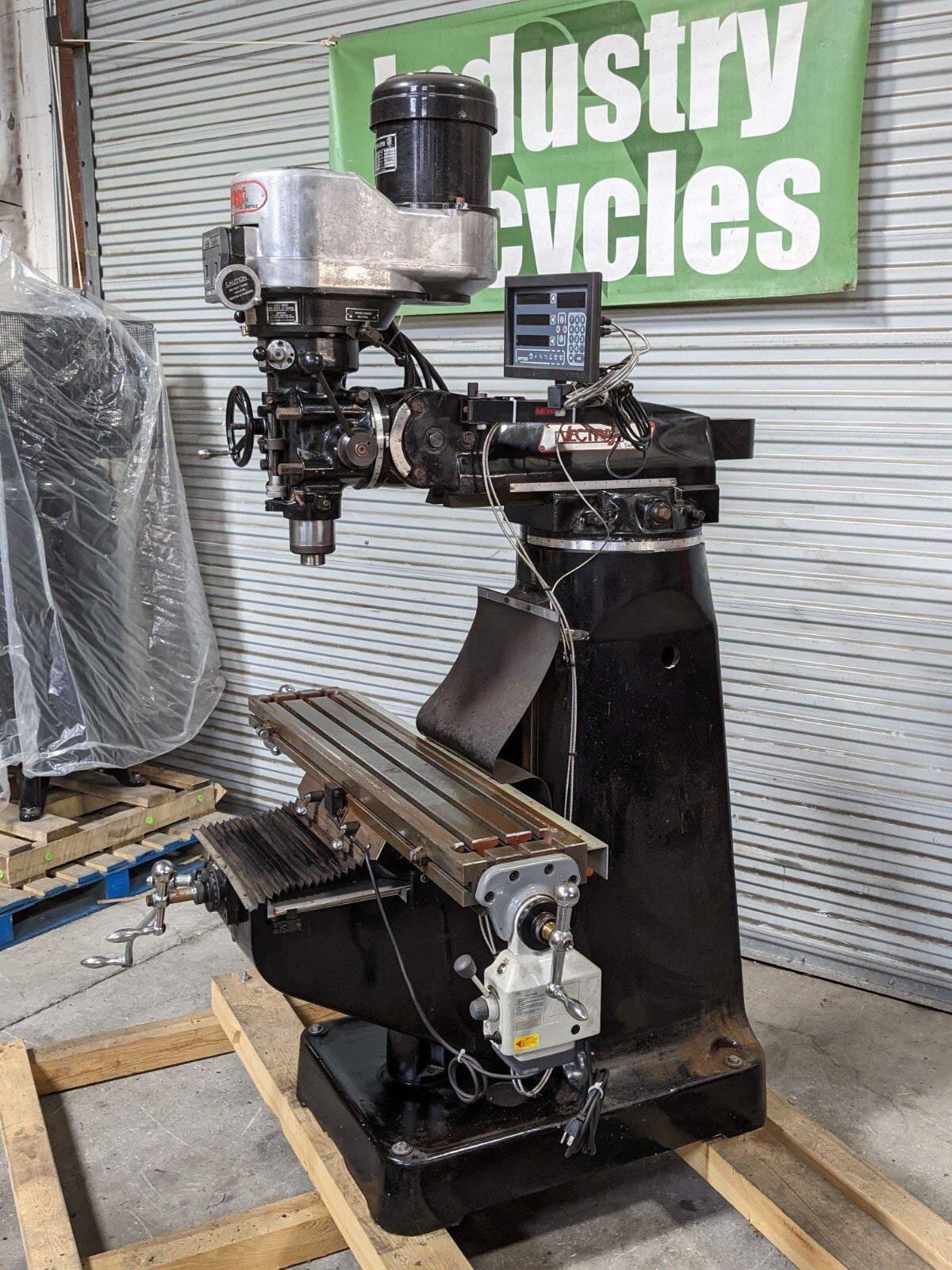 Vectrax 9 x 48 Milling Machine  3HP 230/460v  Variable Speed   Newall X/Y DRO