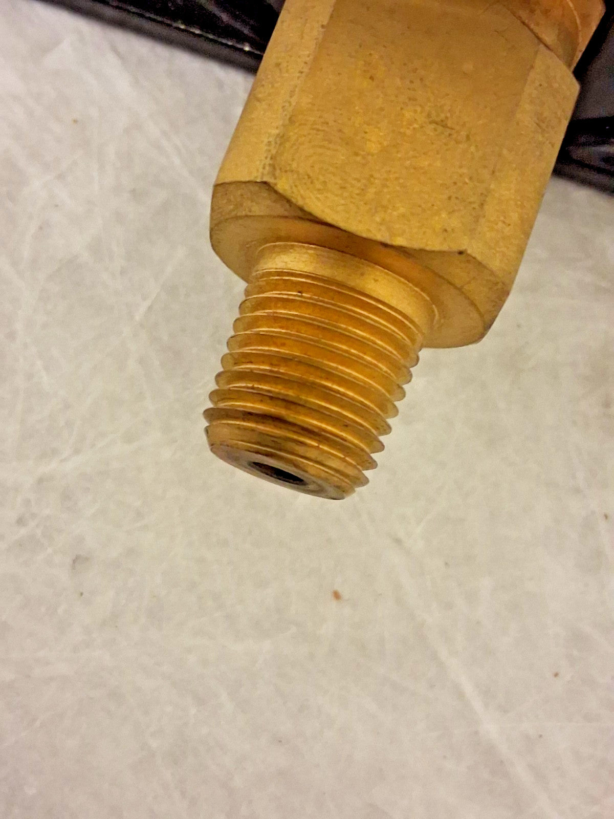 Pro Pressure Gage Lower Connection Mount 4-1/2" Dial 1/4 Thread WS-PE-304