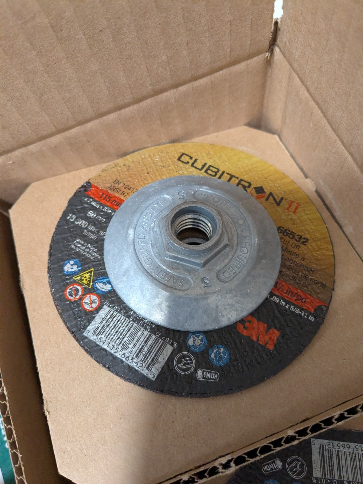 (50) 3M Cubitron II 4-1/2" x.090" x 5/8-11 Cut Off Wheel Type 27 66532