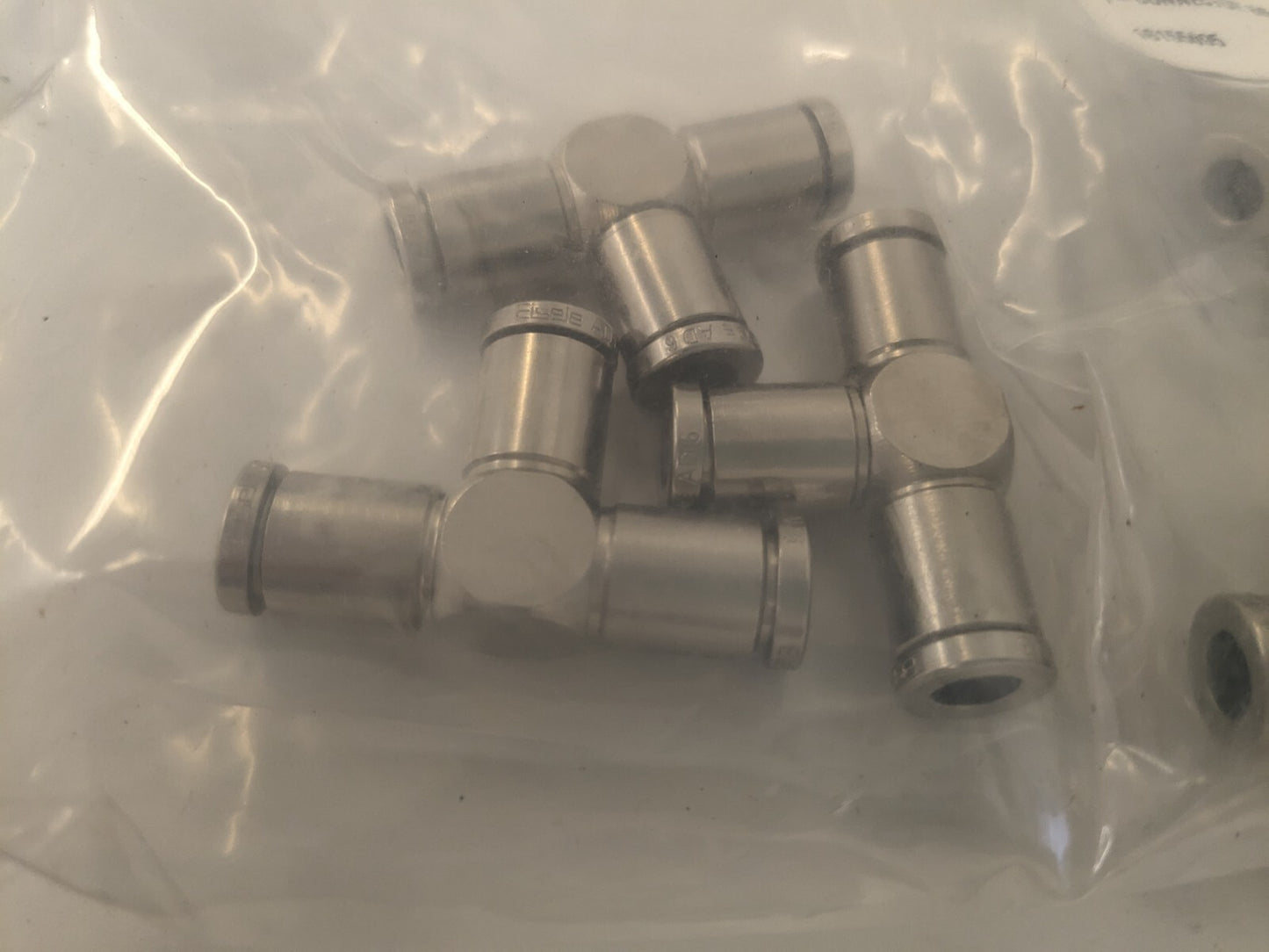 T CONNECTOR FASTENERS 9pk QIA 9984774
