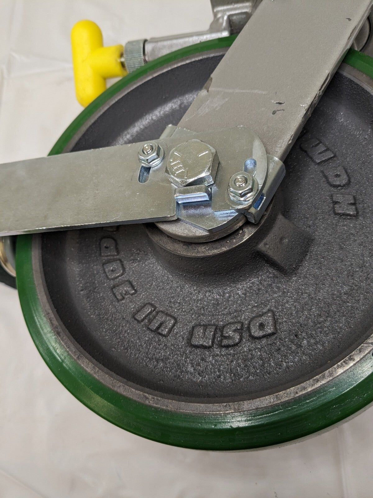 HAMILTON  Swivel Top Plate Caster 8" Diam, 2" Width 1,500 lb Cap S-WH-8DB-4SLZB