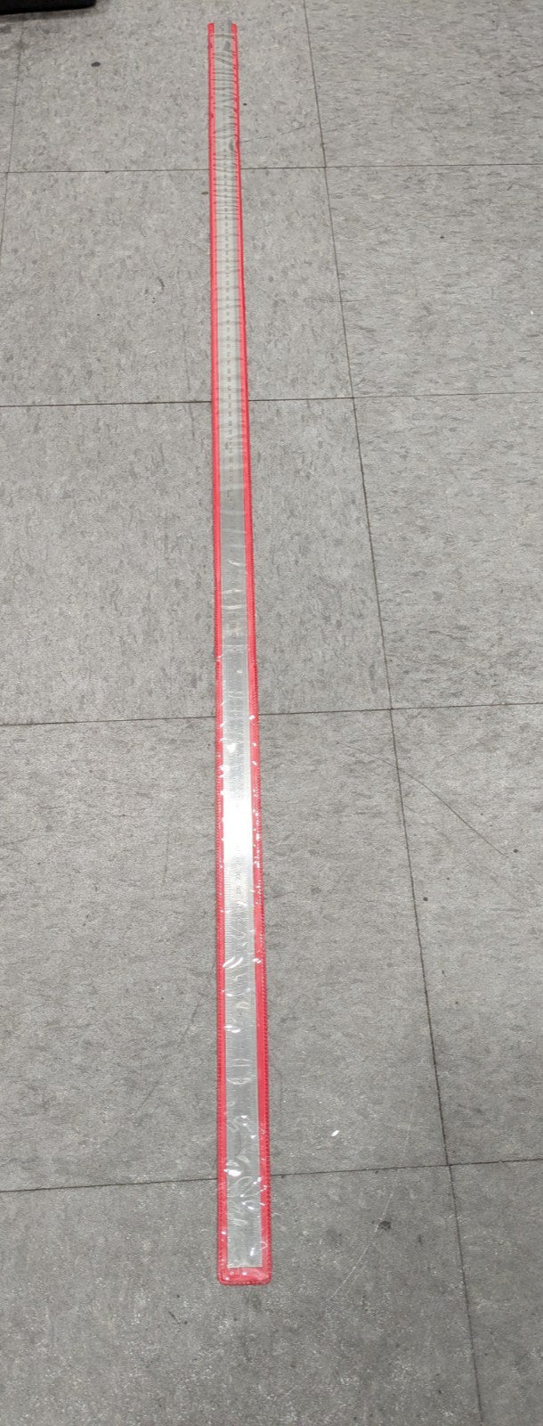 SPI Steel Rule: 48" OAL, Metric Graduation, Flexible, 3/4" OAW 13-964-2