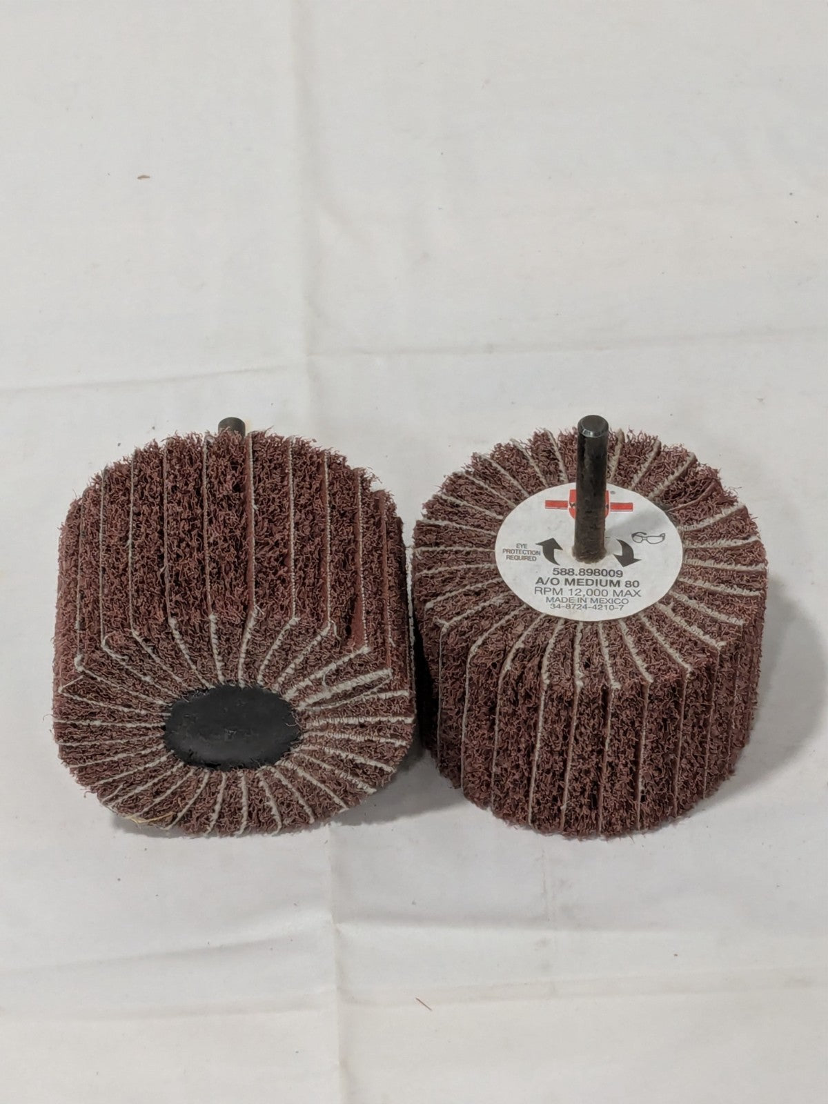 Wurth Mounted Flap Wheel: 3" Dia, 2" Face Width, 80 Grit 2 Pack 898009