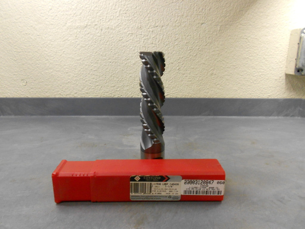 Cleveland Twist Drill 1-1/4" x 1-1/4" x 6-1/2" 3FL Roughing End Mill C40438