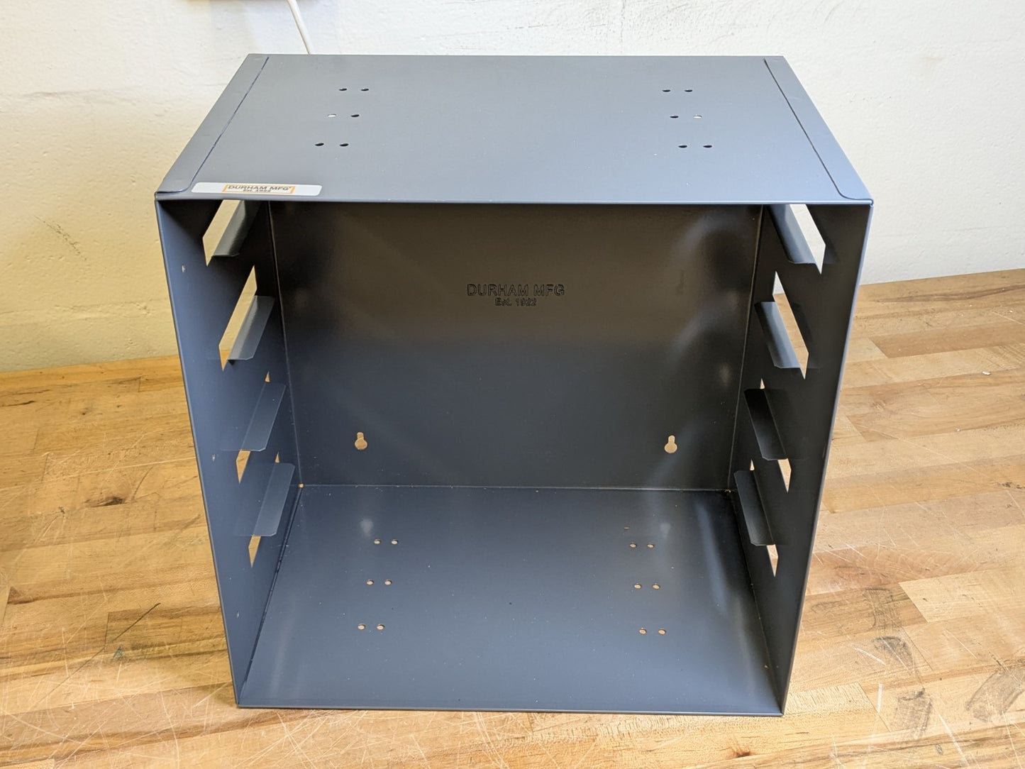 Durham Steel Rack w/ Handle for Large Plastic Compartment Boxes 291-95