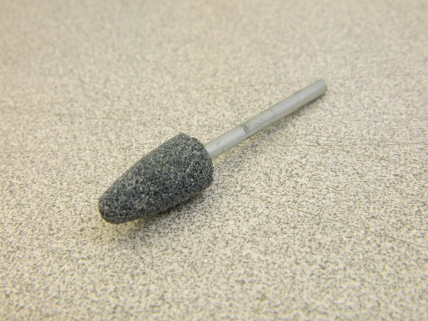Mounted Point: 3/4" Thick, 1/8" Shank Dia, B52, 46 Grit Coarse Qty 416 052BE4PD1