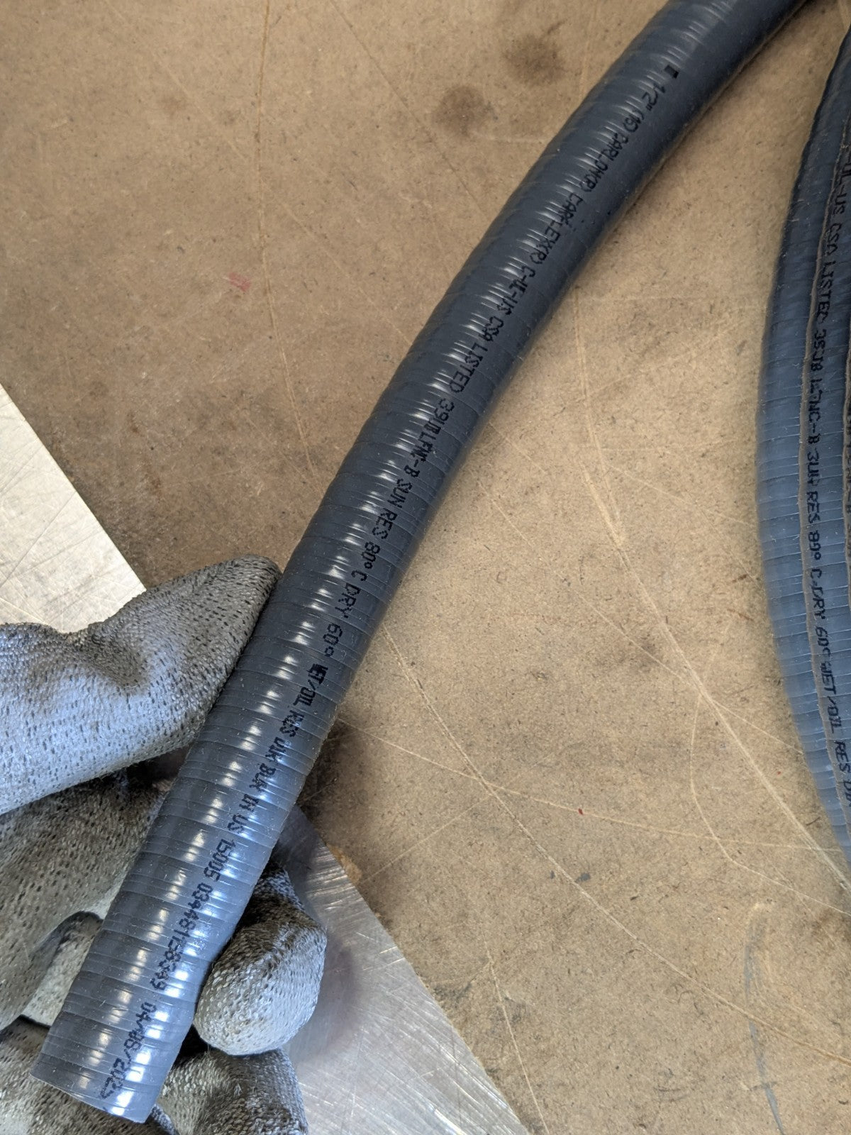 Thomas and Betts 1/2" Carflex Liquidtight Flexible Nonmetallic Conduit 100