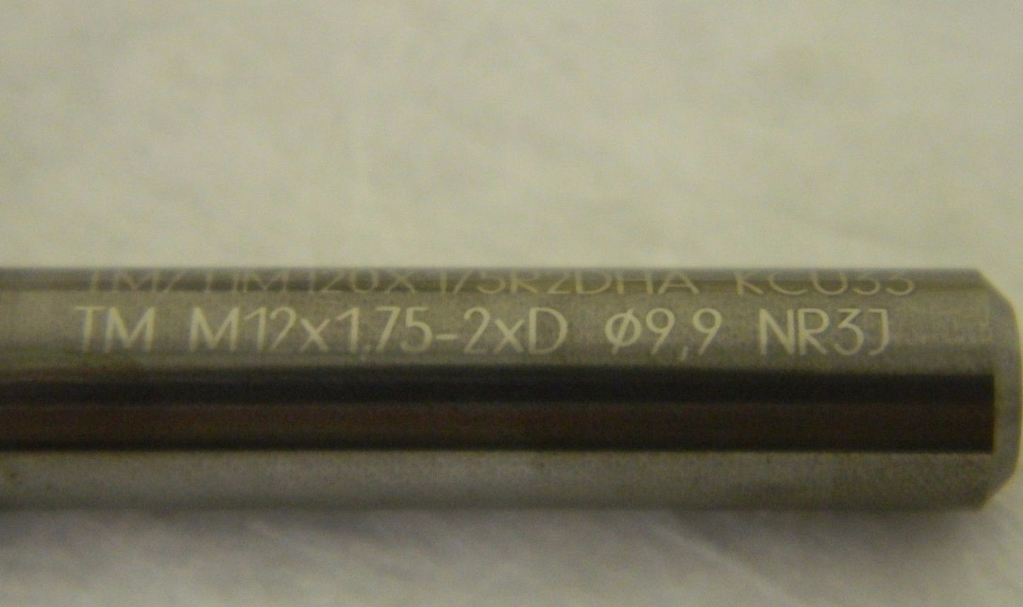 Kennametal M12x1.75 Internal 4-Flute Solid Carbide Helical Flute Thread  4135580