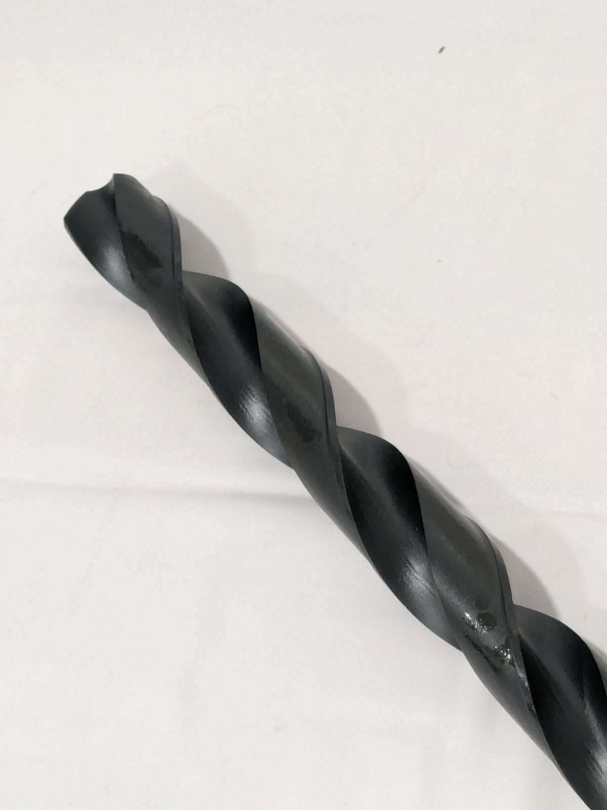Taper Shank Drill Bit: 61/64" Dia, 3MT, 118 ° Point, High Speed Steel 74731969