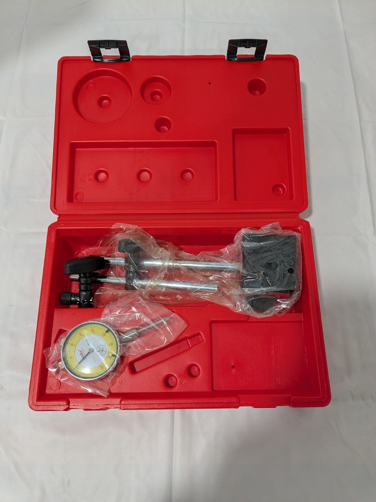 MHC Dial Indicator &amp; Base Kit: 55.0000 mm Base Length, 63.000 mm Height 135-