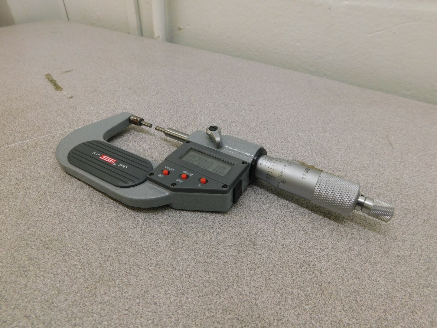 SPI Electronic Spline Micrometer 0-1 Range 0.00005 Grad 17-952-3 PARTS/REPAIR