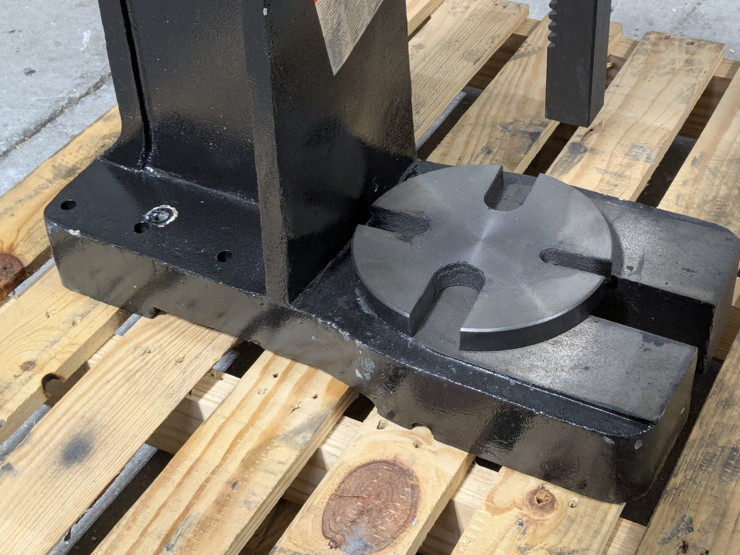 Gibraltar Heavy Duty Ratchet Type Arbor Press 3 Ton Max. Pressure 12" Strok