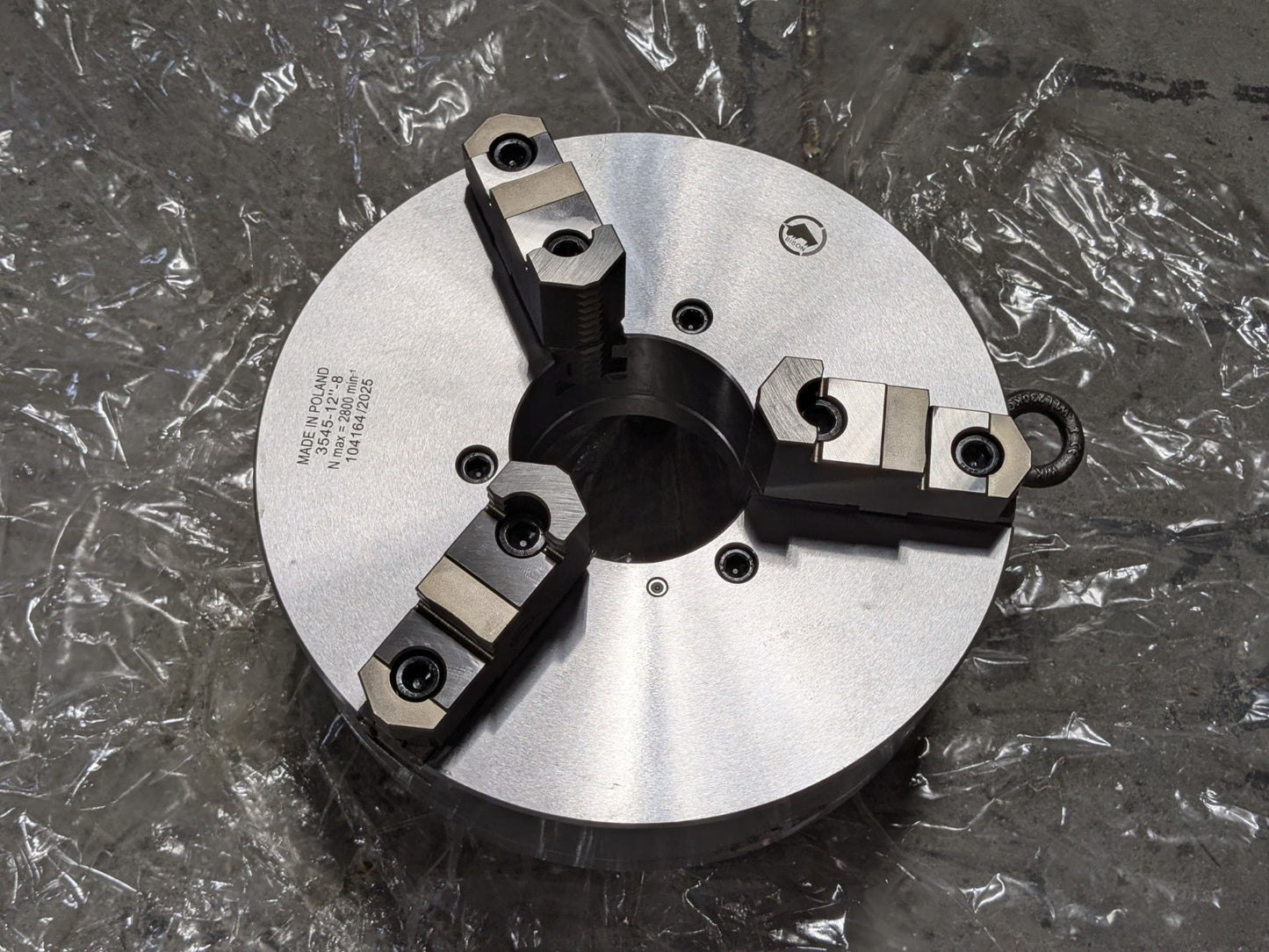 Bison Manual Lathe Chuck 3 Jaw Self Centering 12" Diameter D1-8 Mount 7-823-1238