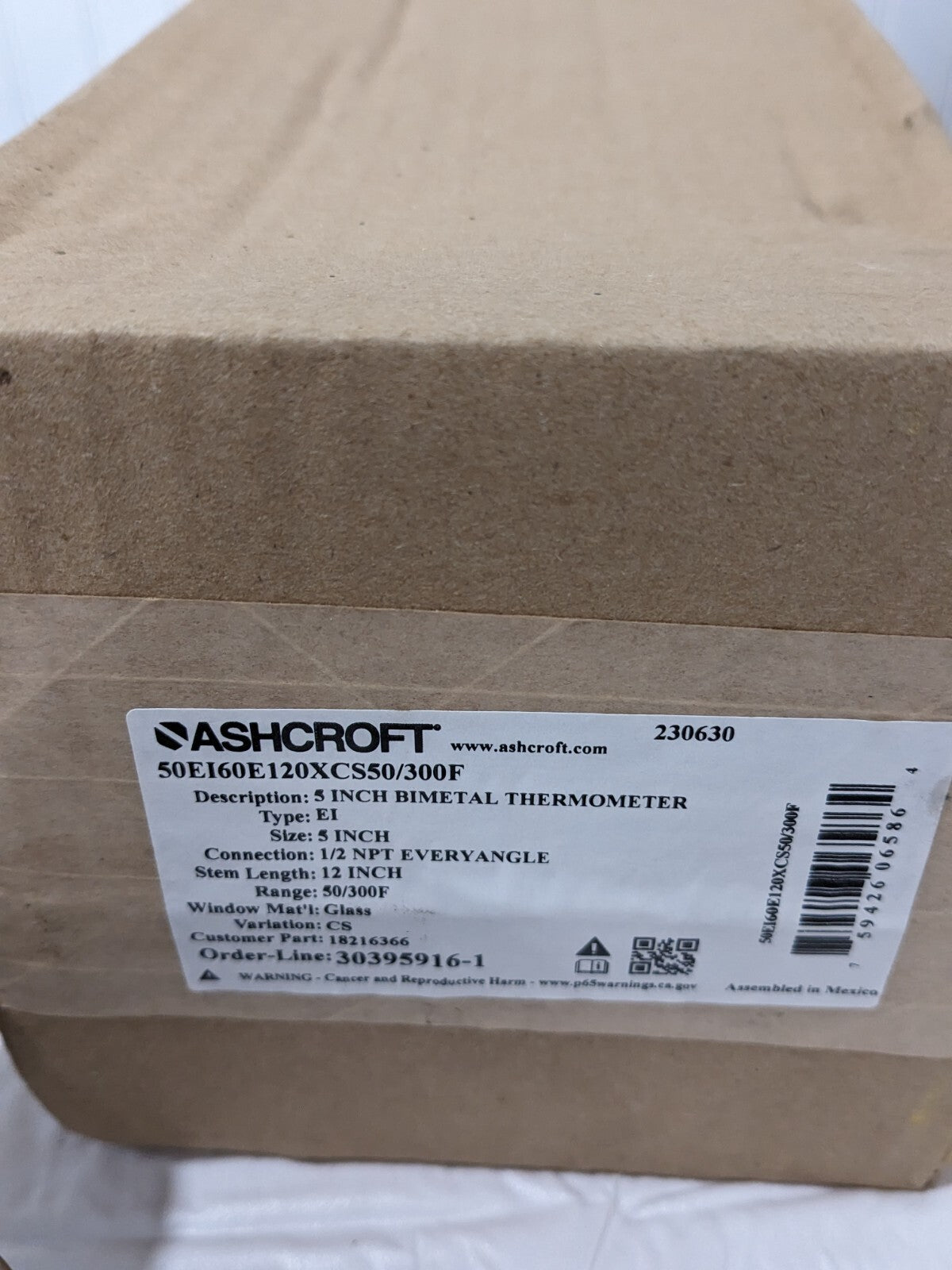 ASHCROFT Bimetal Dial Thermometer: 50 to 300 ° F, 5" Dial, 12" Stem 75