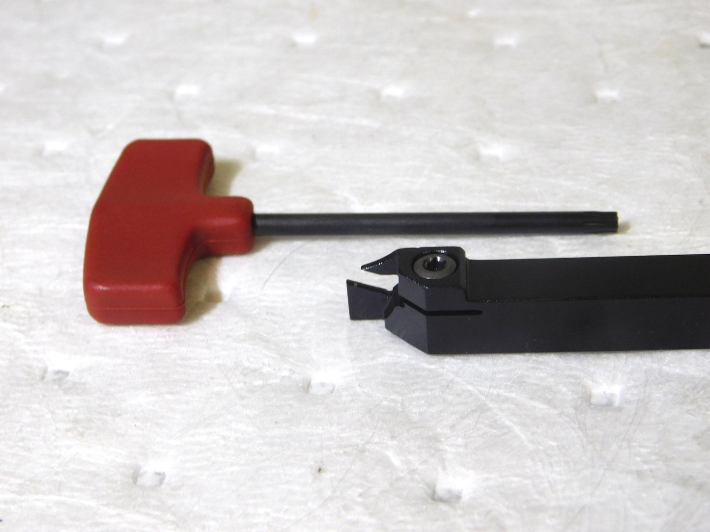 Hertel Indexible Cutoff Toolholder 0.27 Max DOC 3/8 Shank Dia 6 OAL 2000480