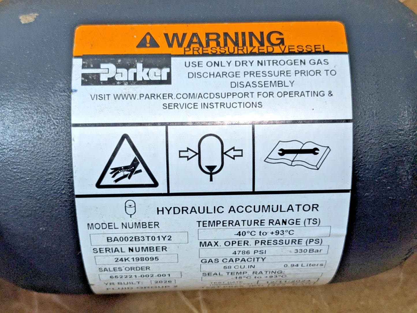 Parker Bladder Accumulator Gas Cap 58 CU.IN/ 0.94 Liters BA002B3T01Y2