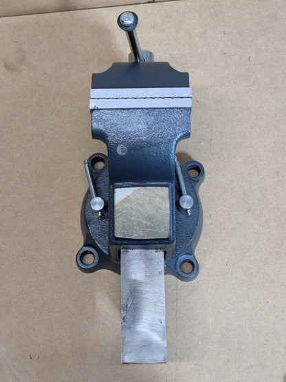 Wilton Shop Bench Vise w/ Swivel Base 4" Jaw Width 4" Opening Capacity 63300