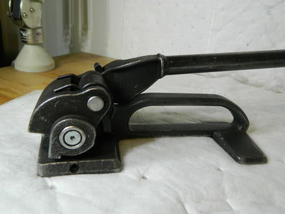 Tensioner-Feedwheel (Rotary) 3/4" to 1-1/4" x 0.035" Thick MT-125