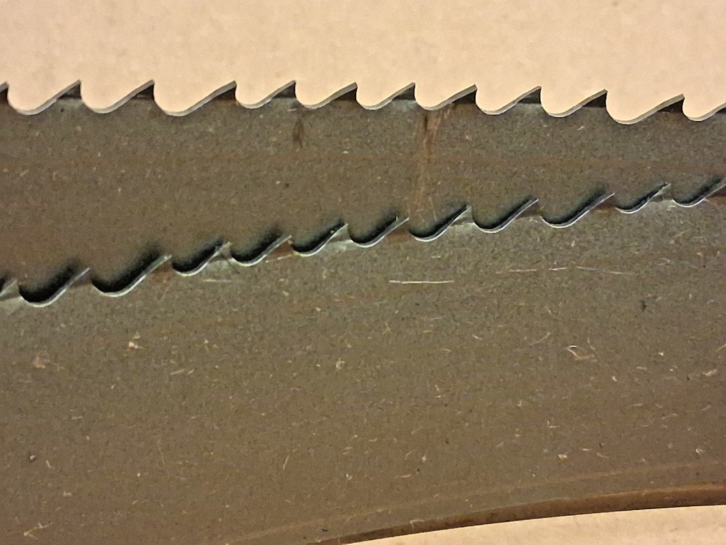 Lenox Welded Bandsaw Blades 9ft 11-1/2" Long x 1" Wide 4 to 6 TPI 72036CLB93035