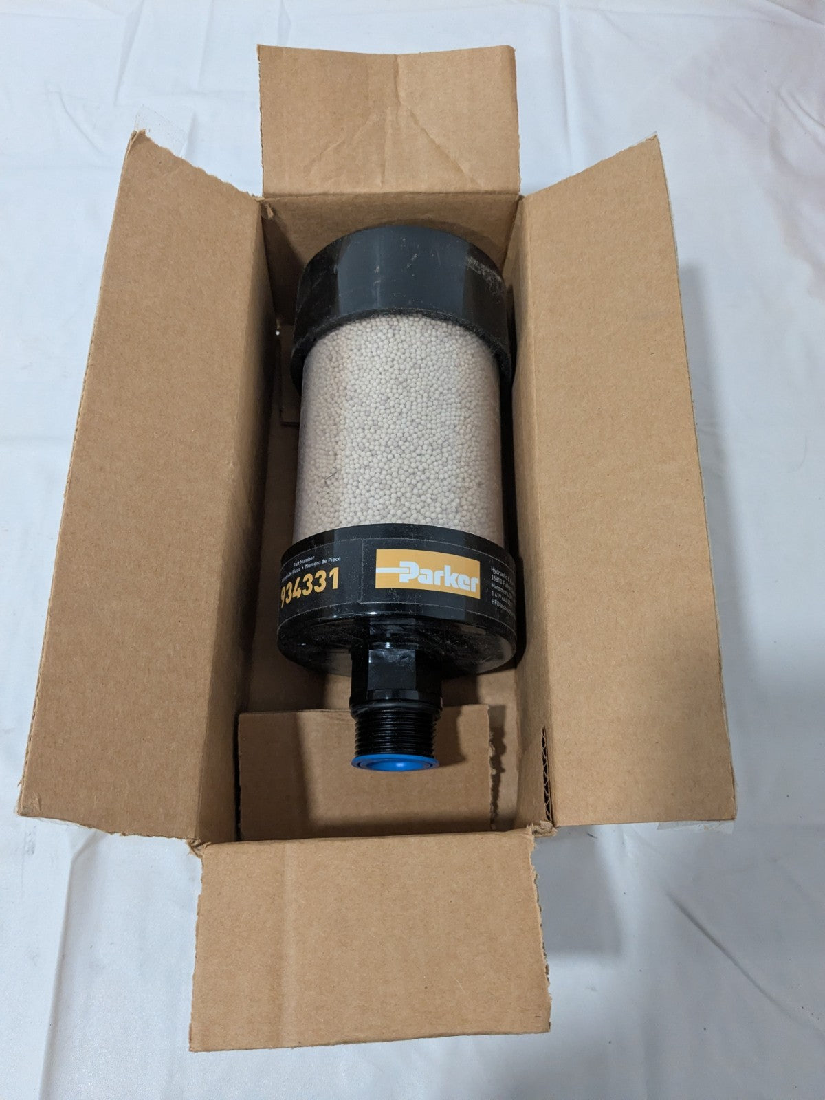 Parker 3-7/8" Desiccant Breathers: Thread Standard: MNPT 934331