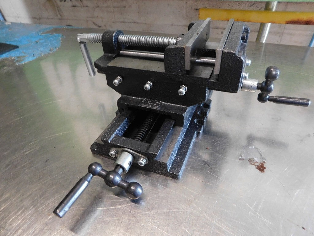 Cross Slide Drill Press Vise 5 1/16"Opening