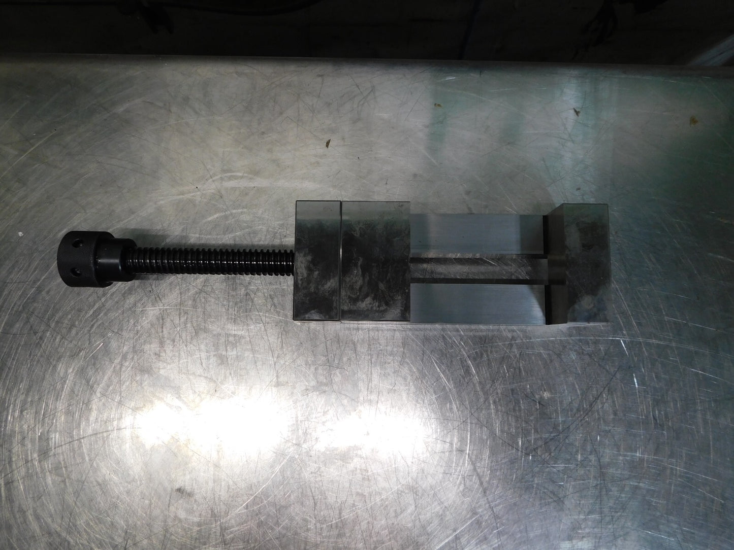 Interstate Toolmakers Vise 3-7/8" Jaw W x 4-3/4" Jaw Opening EVSD-S100
