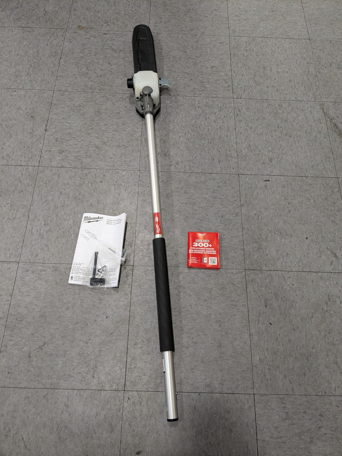 Milwaukee M18 FUEL QUIK-LOK 10 in. Pole Saw Attachment (Tool-Only) 49-16-2720