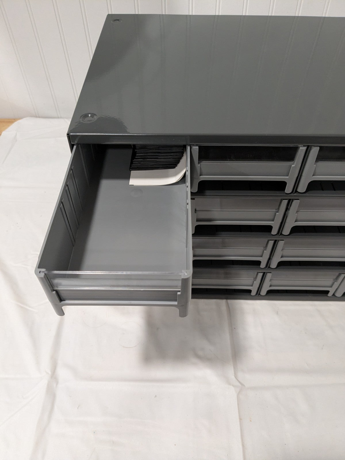 Akro-Mils 16 Drawer, Small Parts Modular Steel Frame Storage Cabinet 19416