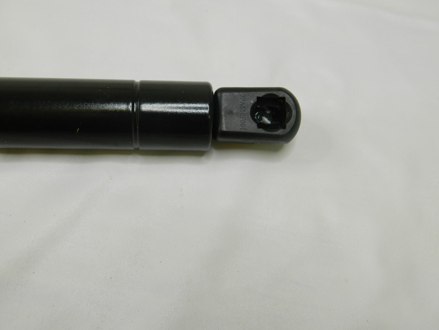 GUDEN Hydraulic Dampers 0.32 Rod Diam, 0.87 Tube Diam, 100Lb Cap. GNC62-E-C