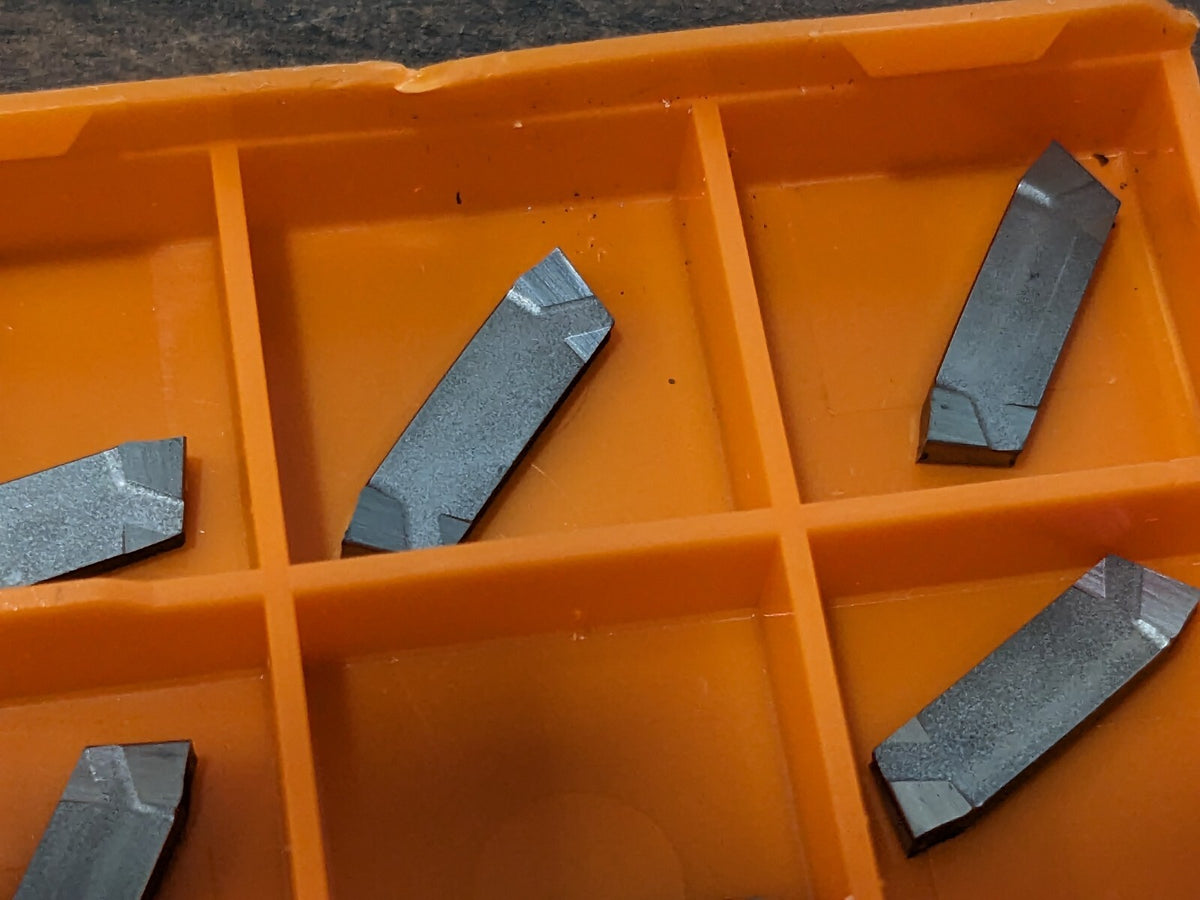 HERTEL 8pk 161E2.N0.20MF HT420C Carbide Cutoff Insert 354534