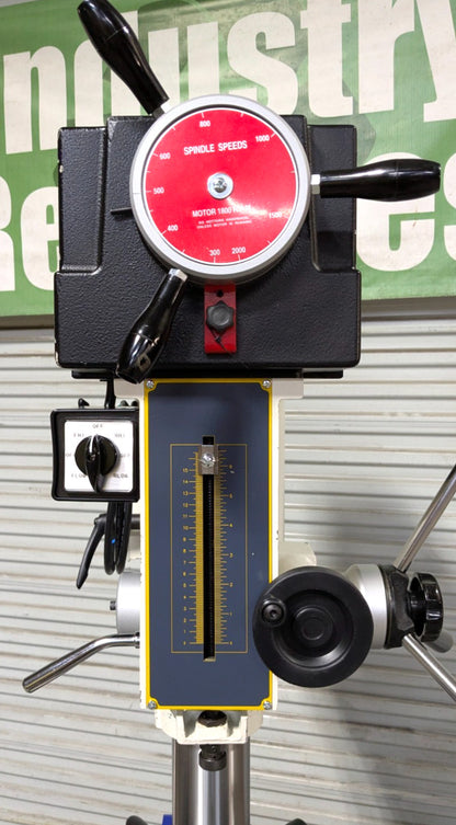 Vectrax Mill / Drill  20" Swing  2hp 220V 3ph 3MT RF-401V/3VTX  *Scratch & Dent*