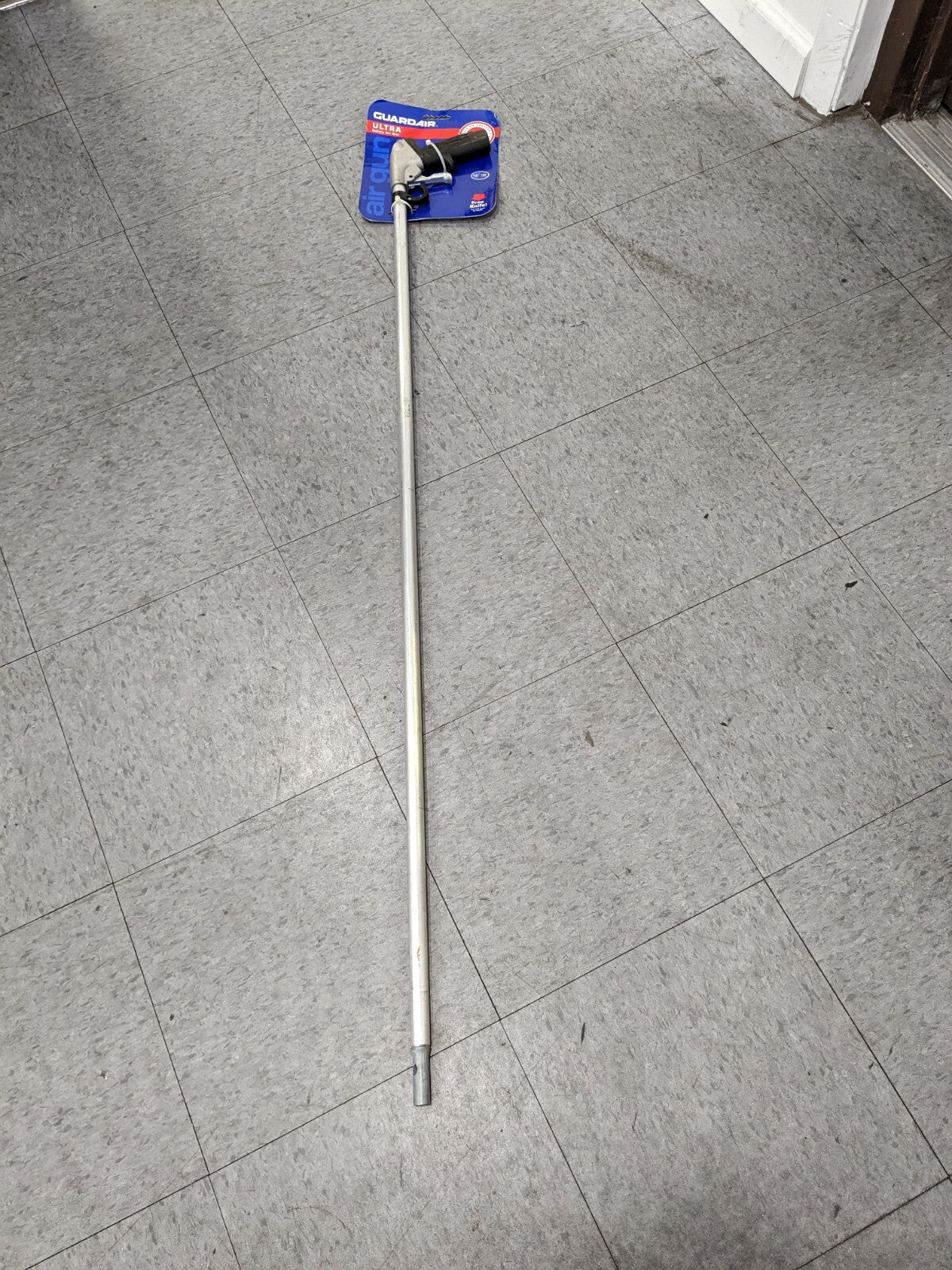 GUARDAIR 48" Air Blow Gun: High Power Venturi Nozzle, Pistol Grip U75LJ048AA2
