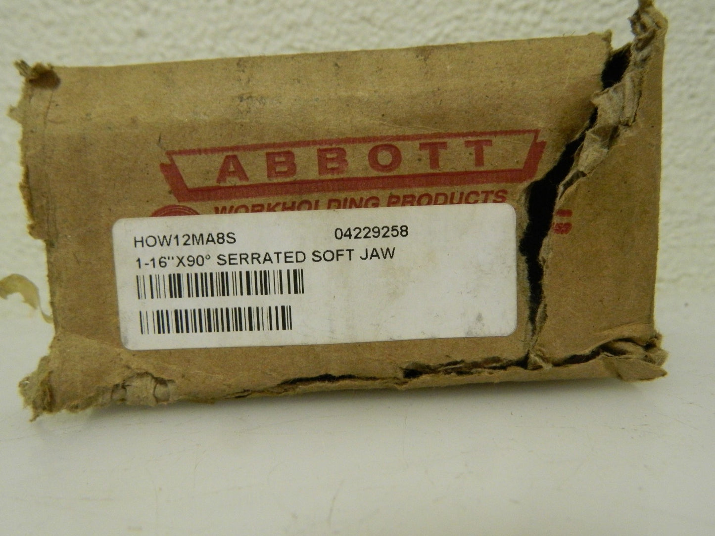 Abbott 8" Up Chuck Capacity 1/16" 90 Serrated Attachment 3 Piece Set HOW12MA8S
