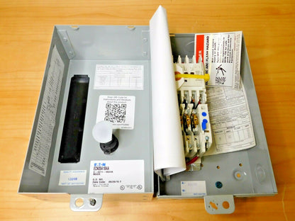 Eaton Non-Reversing Enclosed Enclosure NEMA Motor Starter 240VAC 9A ECN05A1BAA