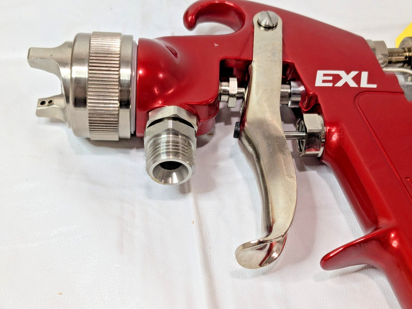 DeVilbiss Siphon Feed High Volume/Low Pressure Paint Spray Gun EXL-520S-18