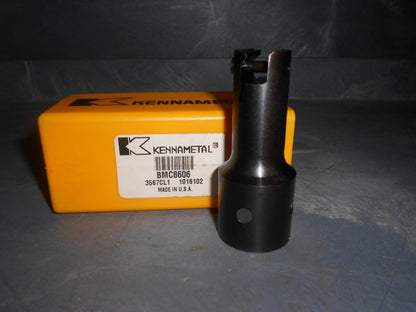 Kennametal 1" SHANK KSBL 164 TURNING TOOL HOLDER SNG-422. BMC8606 3567CL1 1