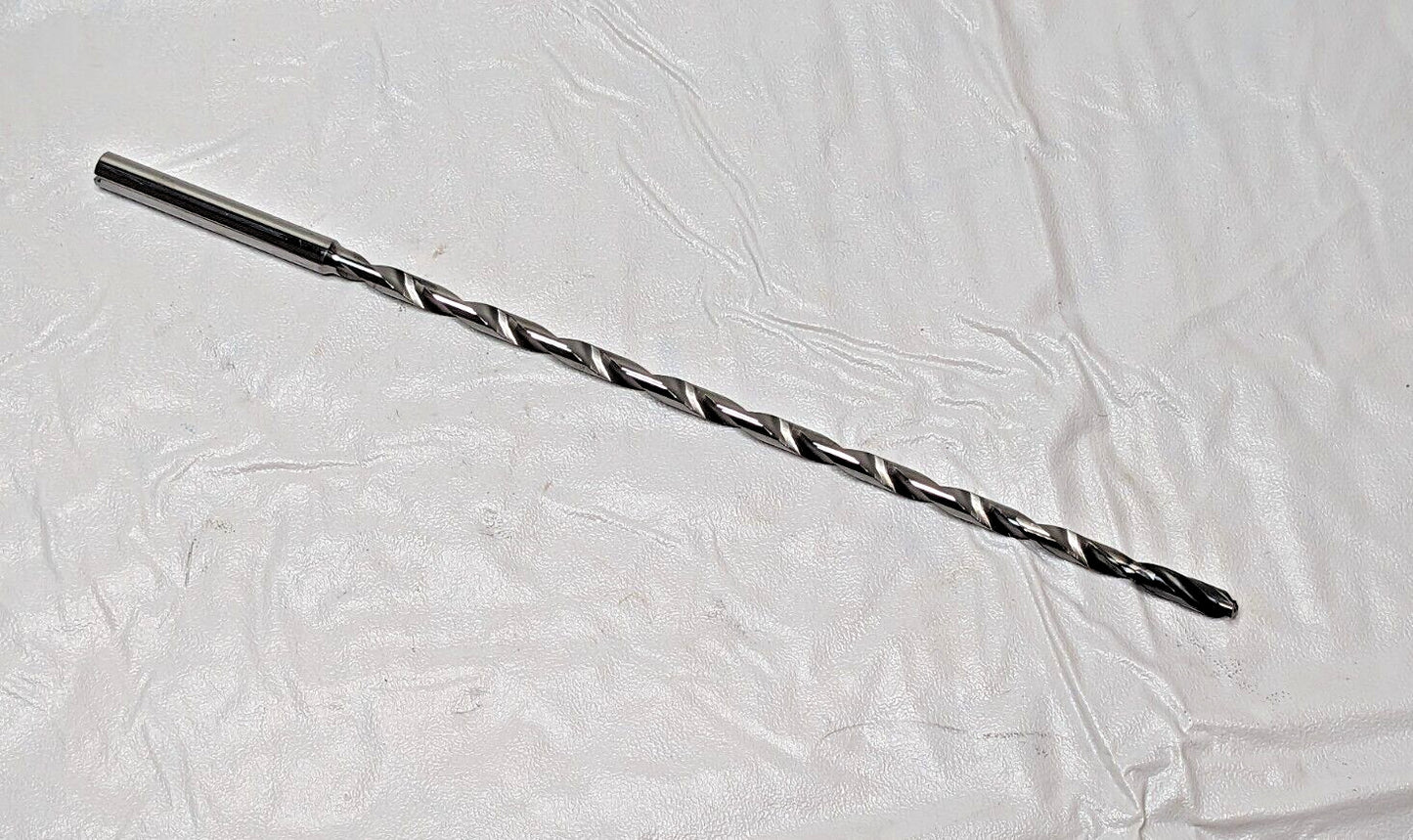 Mikron Tool CrazyDrill Carbide Drill Coolant Thru 30xD 0.1850"Dia 2.CD.3004