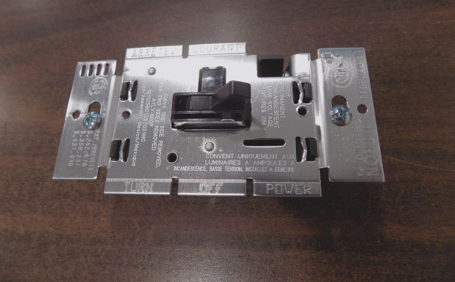 Lutron Toggler Dimmer Switch Magnetic Low-Voltage AYLV-600P-BL 600W Black