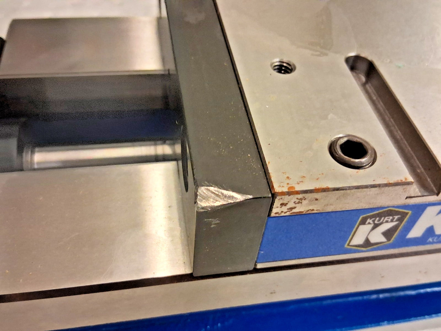 Kurt Self-Centering Vise 8.0000" Max Jaw Opening SCD640