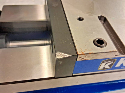 Kurt Self-Centering Vise 8.0000" Max Jaw Opening SCD640