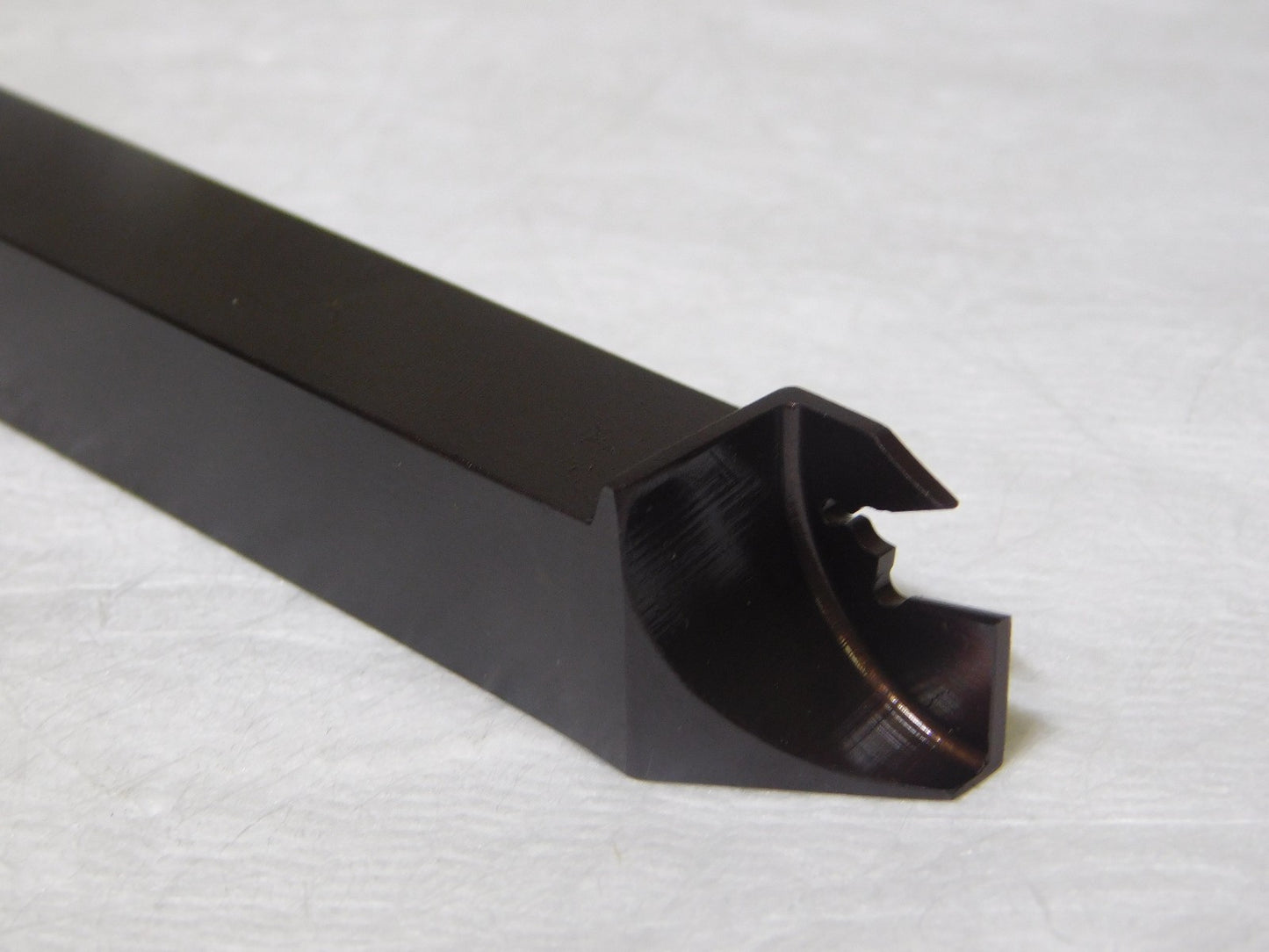 Hertel Indexible Cutoff Toolholder 5/8 Shank Dia 1.18 Max DOC 4 OAL 2000459