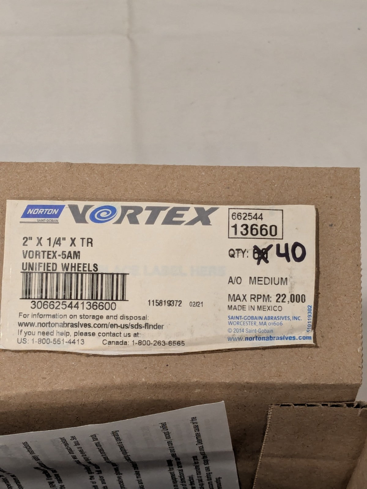 Norton Deburring Disc: 2" Dia, Medium Grade, Alum. Oxide Box of 40 66254413660